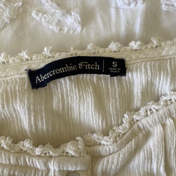 Abercrombie• flowy top - Picture 2 of 3